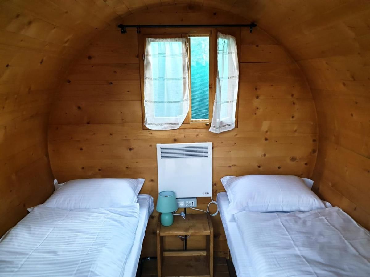 Хостелы Zozo Hostel Брашов-12