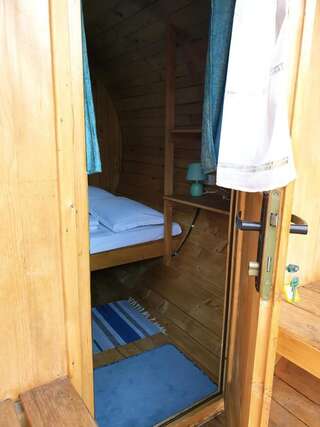 Хостелы Zozo Hostel Брашов Бунгало-3