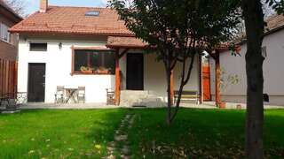 Хостелы Zozo Hostel Брашов-5